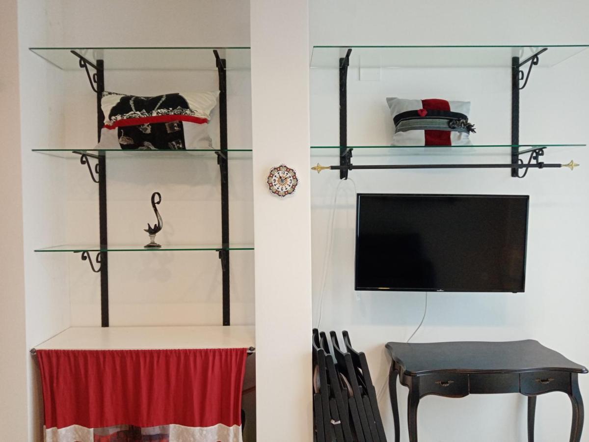 Einaudi 56 Guest House Cagliari Zewnętrze zdjęcie