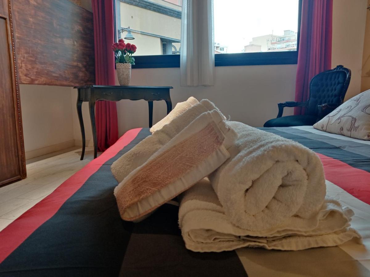 Einaudi 56 Guest House Cagliari Zewnętrze zdjęcie