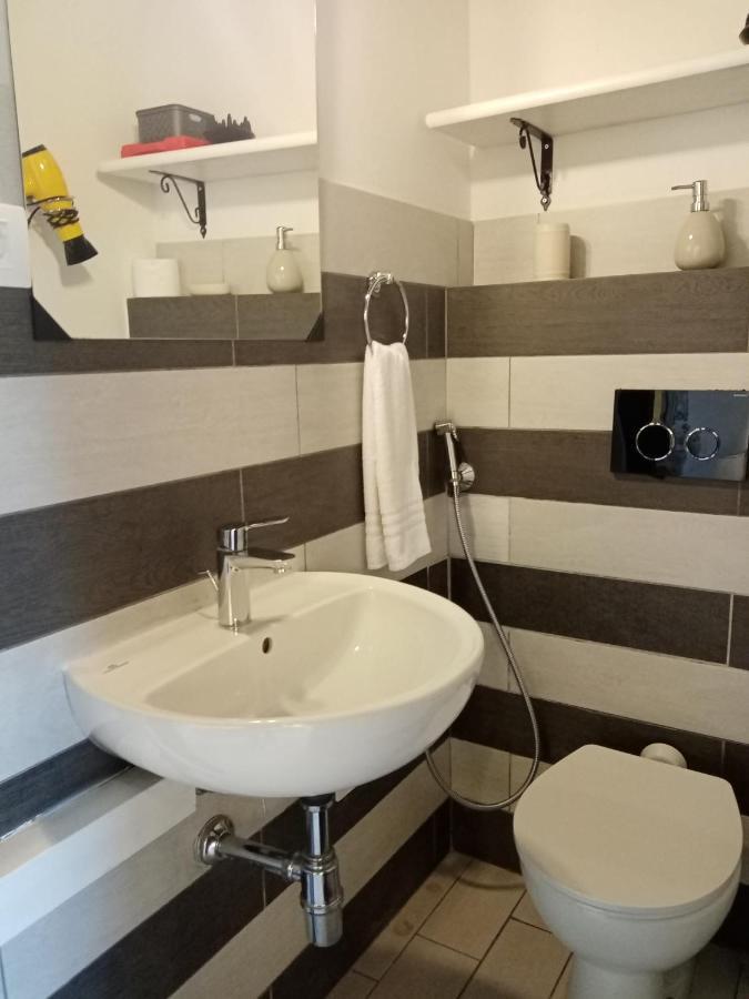 Einaudi 56 Guest House Cagliari Zewnętrze zdjęcie